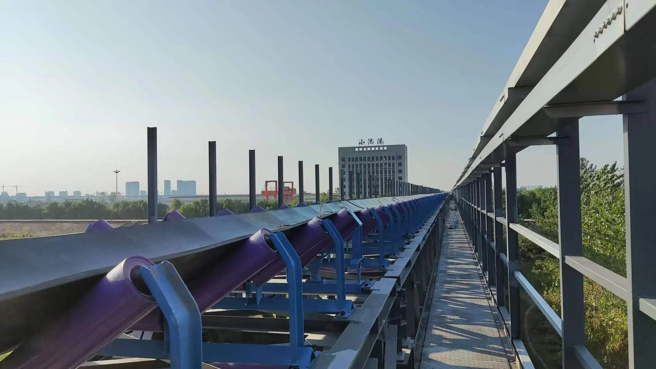 Hubei Huangmei Xiaochi Terminal Ship Loading Machine Transport Project